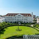Haus Am Park 12 *