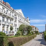 Haus Am Park 12 *