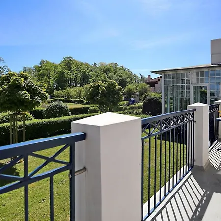Haus Am Park 12 شقة Ostseebad Kühlungsborn
